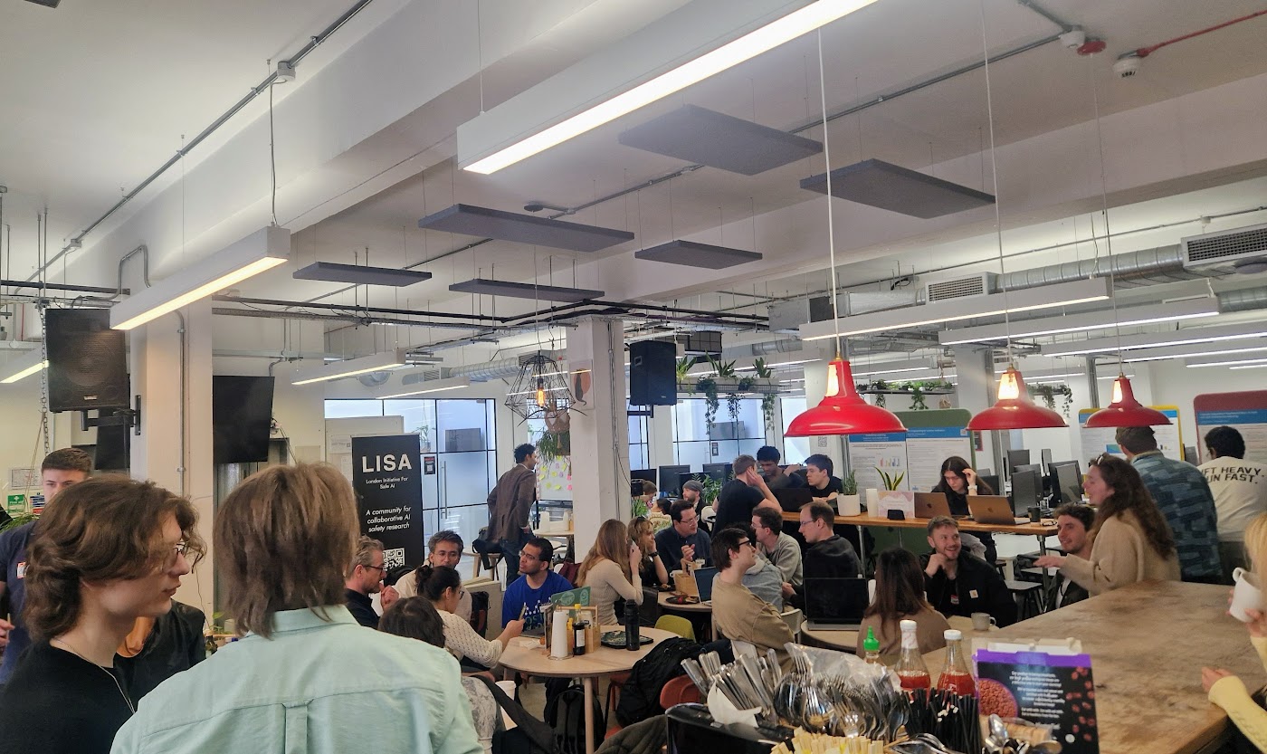 Saturday kickoff at LISA — the full room before the threat briefing